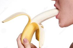 Vì sao phụ nữ đẹp thích ăn chuối hàng ngày?