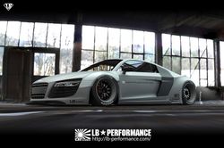 Audi R8 'dữ dằn' với gói độ Liberty Walk hơn nửa tỷ