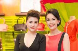 Diễn viên Quỳnh Hoa váy xẻ sâu sexy, hội ngộ nữ hoàng ảnh lịch Diễm My
