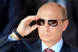 Putin: Đỉnh cao quyền lực và 'thanh gươm trừng phạt'