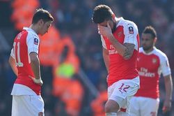 Bị loại khỏi FA Cup, Arsenal đối mặt mùa giải trắng tay