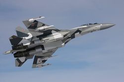 Việt Nam có thể mua một phi đội tiêm kích Su-35S?