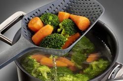 Mẹo khử độc rau củ quả ngậm hóa chất cực đơn giản