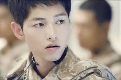 Song Joong Ki trở thành khách mời đặc biệt của Running Man