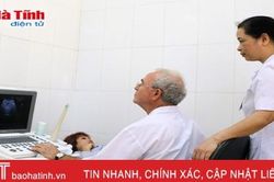 Chuyên gia sản phụ khoa của Pháp khám, điều trị tại BVĐK tỉnh