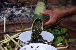 Khám phá món canh thụt độc đáo của người dân tộc M'Nông