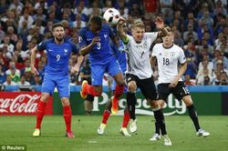 Trưởng ban trọng tài nói gì về quả penalty trận Pháp - Đức?