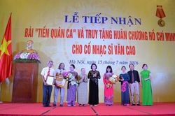 Trao tặng Huân chương Hồ Chí Minh cho cố nhạc sĩ Văn Cao