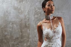 'Viên ngọc đen' Bằng Lăng tái xuất khoe làn da nâu