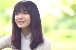 Hotgirl bolero Jang Mi gây tranh cãi khi hát nhạc Trịnh
