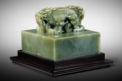 Ngọc tỷ của vua Càn Long được mua với giá gần 12 triệu USD
