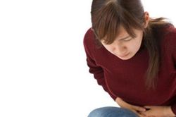 Những cách 'cắt cơn' đau bụng đơn giản ít người biết