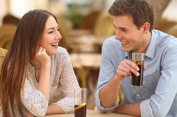 Những chủ đề các cặp đôi yêu nhau hay bàn luận