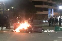 Biểu tình chống Trump nổ ra khắp nước Mỹ