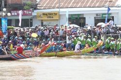 Giải đua ghe Ngo Sacombank Trà Vinh lần ba 2016