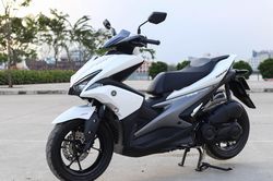 Chi tiết Yamaha NVX: Kích thước lớn, dáng thể thao