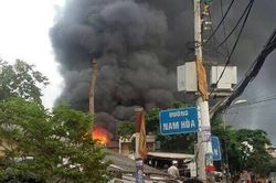 Cháy nhà ở Sài Gòn, 2 người tử vong
