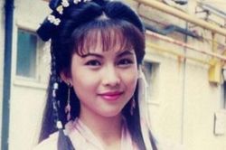 Mỹ nhân 'Bao Thanh Thiên' phải bán mình, vỡ nợ vì mẹ cờ bạc
