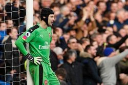 Chelsea 3-1 Arsenal: 'Pháo thủ' thua bẽ bàng