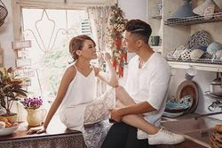 Hot girl 'Bộ tứ 10A8' cực quyến rũ bên cạnh người yêu