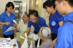 Gương sáng nghị lực và yêu thương cộng đồng