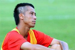 Cầu thủ trăm năm có một ở Việt Nam từng ăn chơi 1 đêm mất 1 tỷ đồng