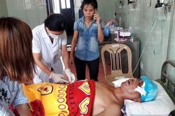 Bác sĩ giải thích thế nào về 'người chết' đột nhiên 'nuốt cơm, đưa tay lau miệng' khi bệnh viện trả về?