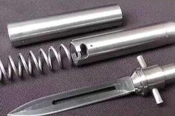 Hãi hùng con dao găm chết chóc bị cấm tại Mỹ