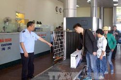 Quy định mới về khai hải quan khi xuất, nhập cảnh