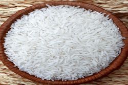 Đổi phong thủy hũ gạo nếu không muốn gia đình lụi bại