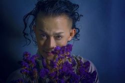 Nhà tạo mẫu tóc Andre và show diễn 'chịu chơi' để làm từ thiện