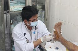 Bị tháo khớp chân vì chủ quan với bệnh đái tháo đường