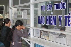 Người dân vẫn được đảm bảo quyền khám chữa bệnh BHYT