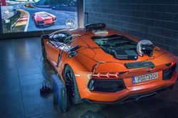 Độ siêu xe Lamborghini thành bộ điều khiển Xbox