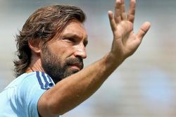 Nhìn lại những khoảnh khắc đáng nhớ trong sự nghiệp của Pirlo