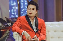 Quang Vinh lần đầu chia sẻ về mối tình 10 năm đầy ẩn ý