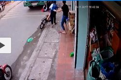 Bé trai thoát chết thần kỳ dưới bánh 'hung thần xa lộ'
