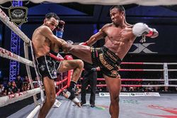Đến lượt 'Thánh Muay' Buakaw đánh đối thủ bất tỉnh ở Trung Quốc