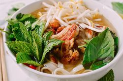 Bữa sáng thơm ngon, lạ miệng với phở gà chiên