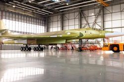 'Thiên Nga trắng' Tu-160M2 chính thức lộ diện