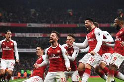 Arsenal: Sự trỗi dậy muộn màng?