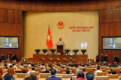 Cần tăng thu nhập cho công chức, nhà khoa học TP HCM?