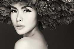 Tăng Thanh Hà tái xuất, khoe vai trần gợi cảm trong bộ ảnh thời trang