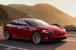 Các mẫu xe Tesla - mơ ước của những người 'không hiểu biết về ôtô'