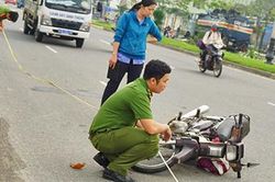 Chưa có bằng lái xe, gây tai nạn chết người phải chịu trách nhiệm hình sự