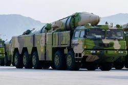 Sát thủ diệt tàu sân bay của Trung Quốc đe dọa Hải quân Mỹ
