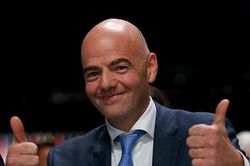 Chủ tịch FIFA Gianni Infantino sang thăm và làm việc tại Việt Nam