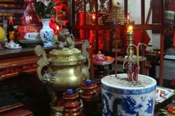 Cúng ông Công, ông Táo nên thắp mấy nén hương?