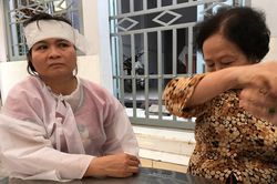 Vợ bảo vệ cứu 40 người vụ cháy Carina: 'Lúc về mặt anh nhem nhuốc'