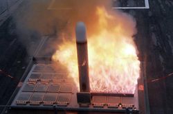 Cuộc chiến Mỹ - Nga: Tomahawk đối đầu S-400